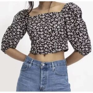 Levi's Yvie Statement Crop Top Sz M Women's Cropped Black Agate Puff Sleeve